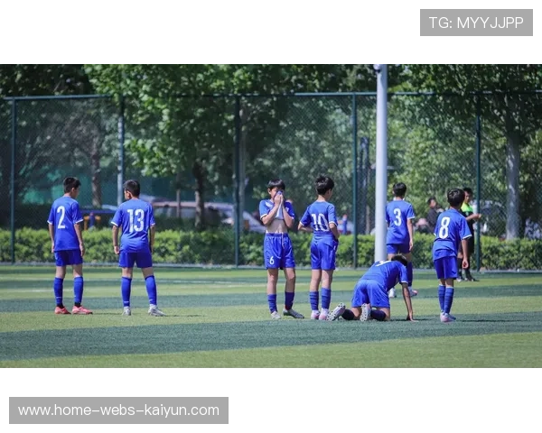波尔图追德布劳内式调动路线：足球智慧的极致演绎